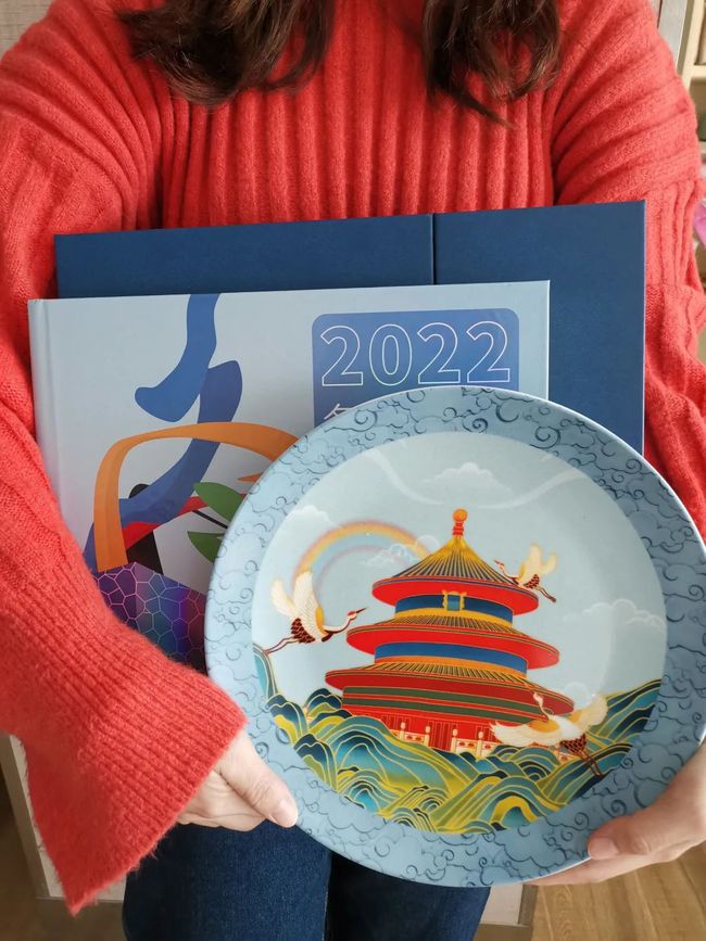 冬奥纪念邮票《2022·冬梦之约》限量发行，整套邮册收藏价值更高