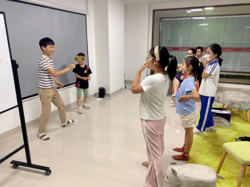 社群活动 | 一起观看英语专业学生必看的《英语发展史》纪录片